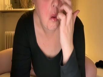 Yourshygirl er i gratischat