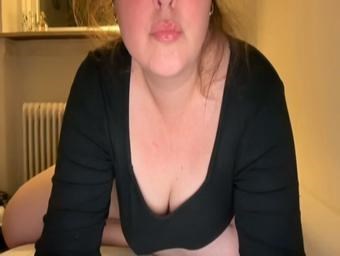 Yourshygirl er i gratischat