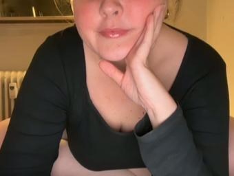 Yourshygirl er i gratischat