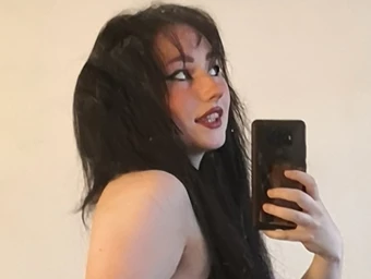 Goddess Adelina  er offline